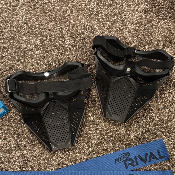 Nerf Rival Black and White Masks with Red and Blue Straps - Picture 5 of 8